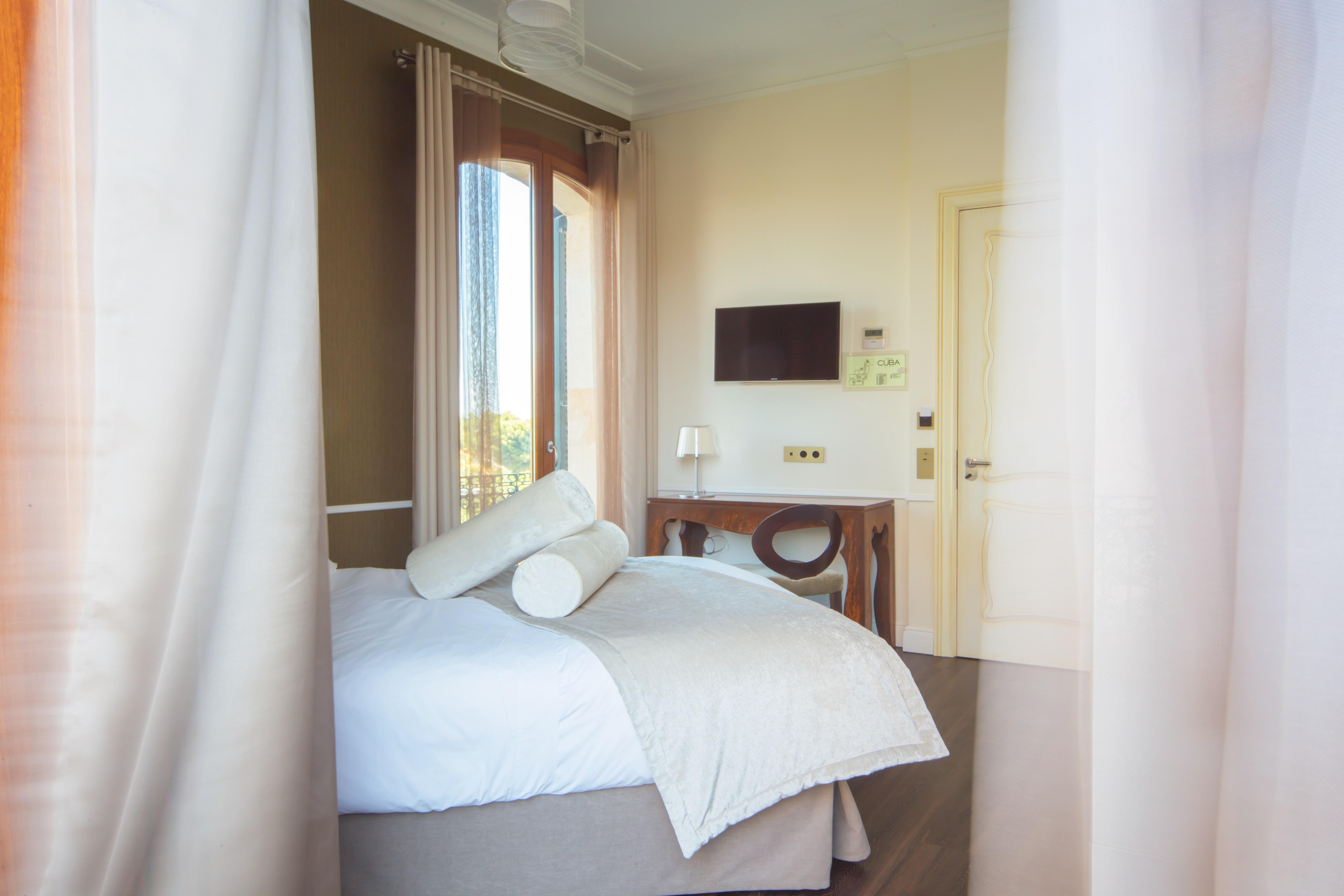 Hotel Hostal Cuba ปัลมาเดมายอร์กา ภายนอก รูปภาพ