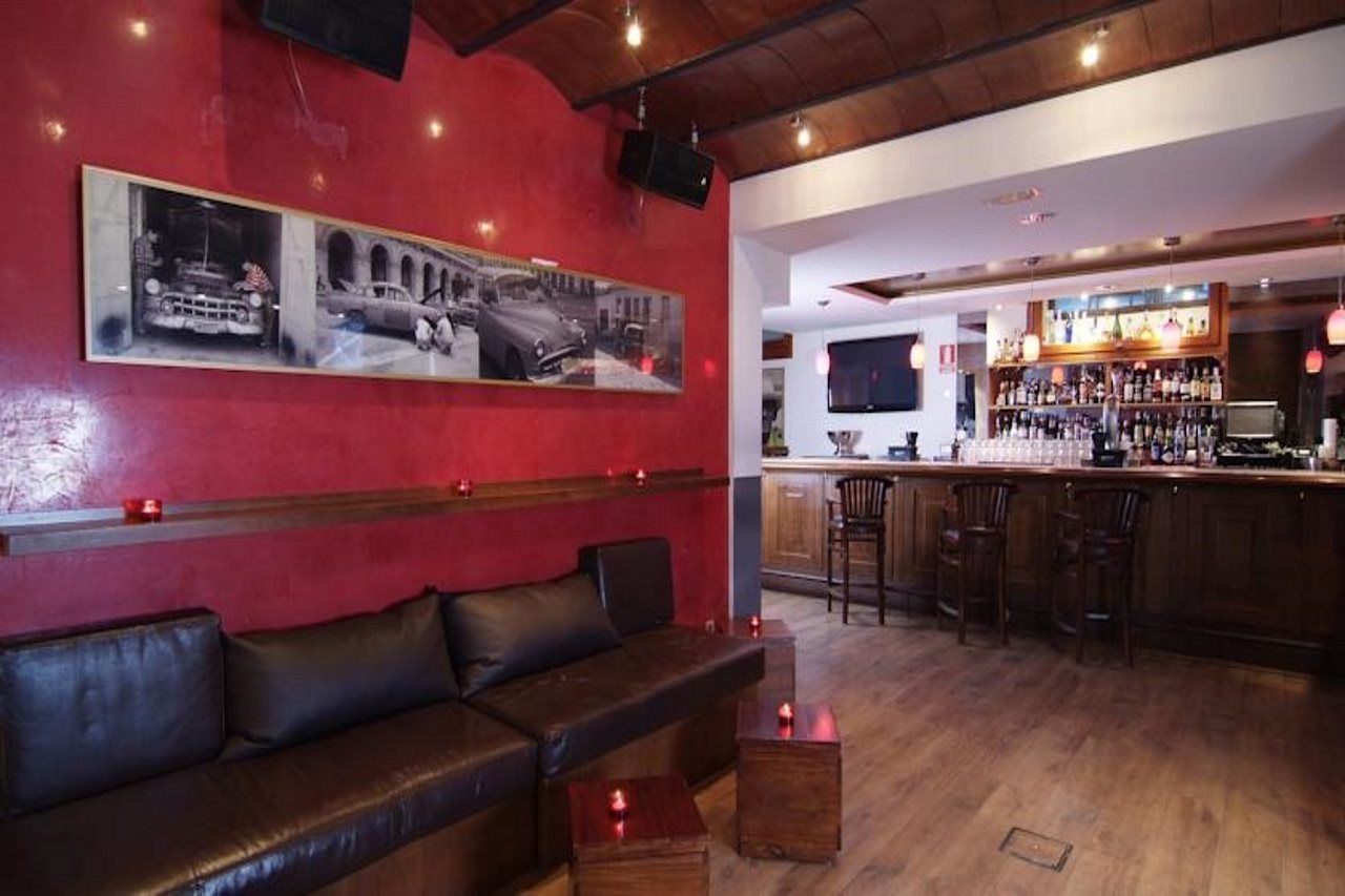 Hotel Hostal Cuba ปัลมาเดมายอร์กา ภายนอก รูปภาพ